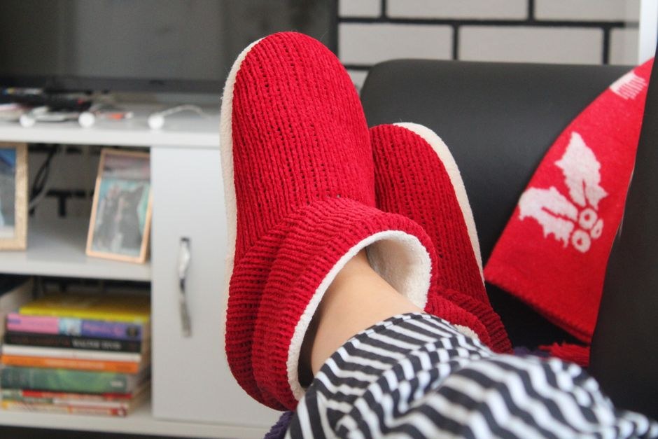 Winter Gift Set Slippers and Socks